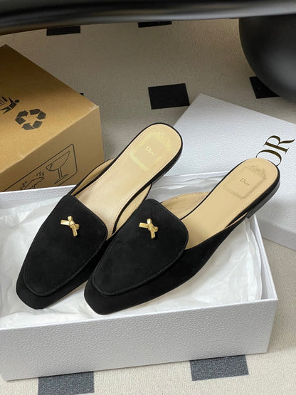 CD 26 Baby Bow Flat Mule Black Cowhide Sheepskin Suede 632595