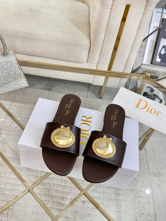 CD 26s Sandals Chocolate Leather 667119