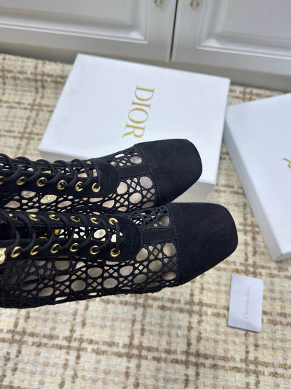 CD 26s Lace Up Ankle Boots 80mm In Black Openwork Lace Suede Gold Heel
