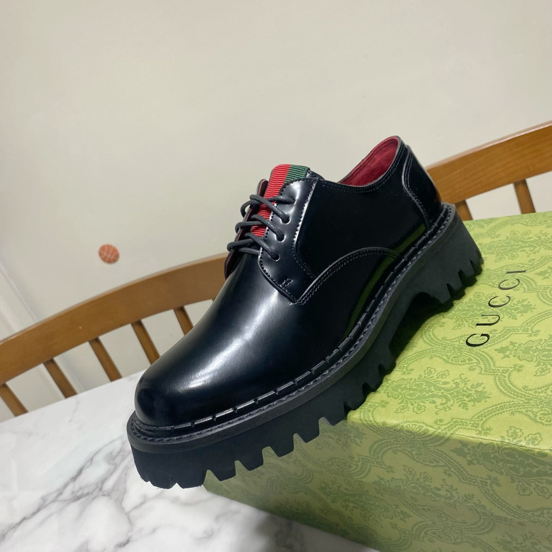 GG 26s Web Lug Sole Derbys Black Leather 106680