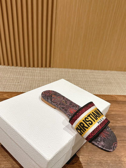 CD 26s Slide Sandals In Multicolor Toile Print Logo