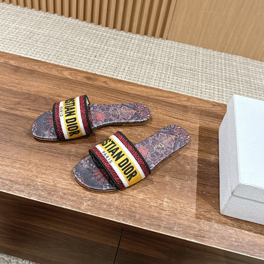 CD 26s Slide Sandals In Multicolor Toile Print Logo