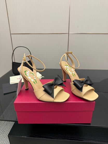 VT Bowow Sandal 95mm Black Beige Leather