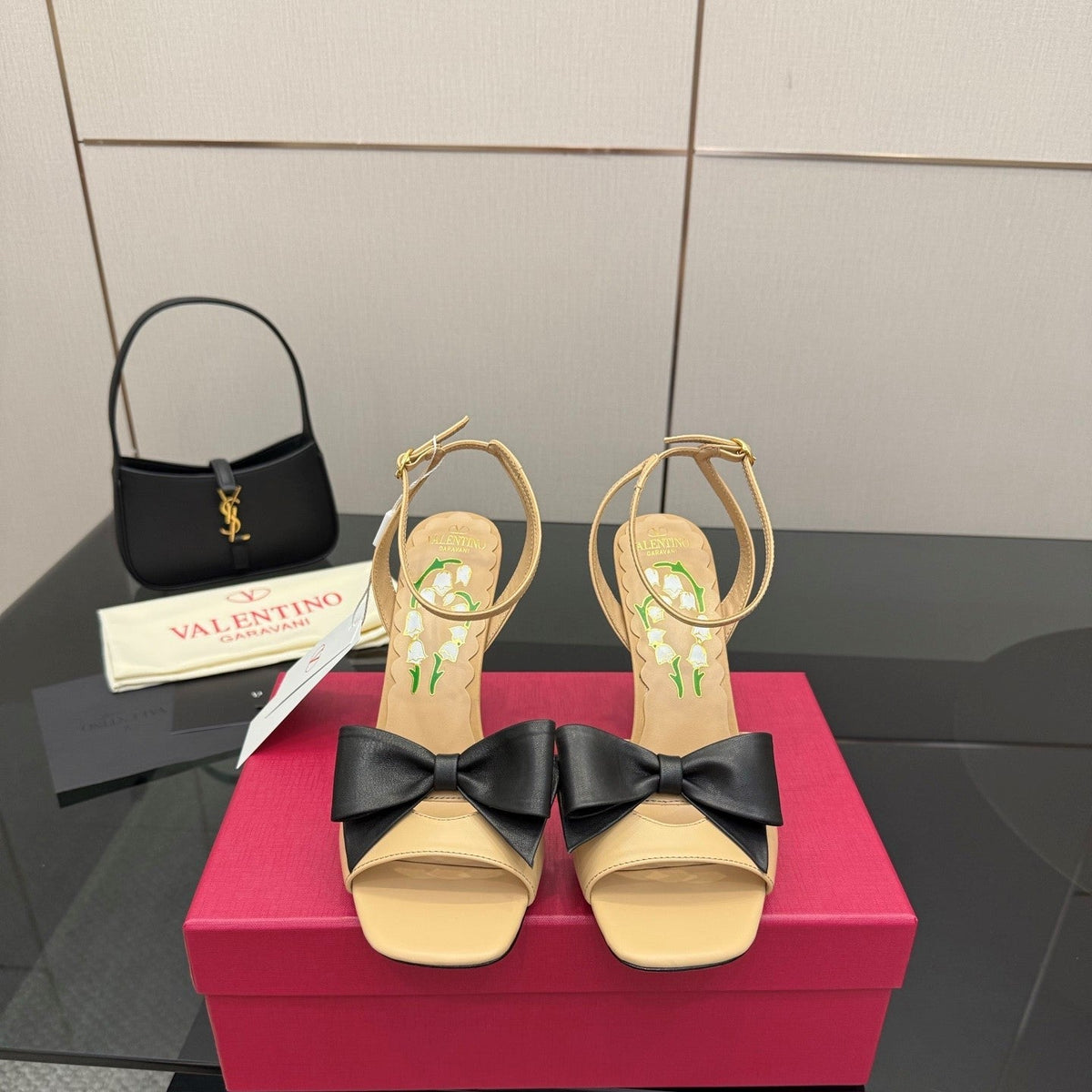 VT Bowow Sandal 95mm Black Beige Leather