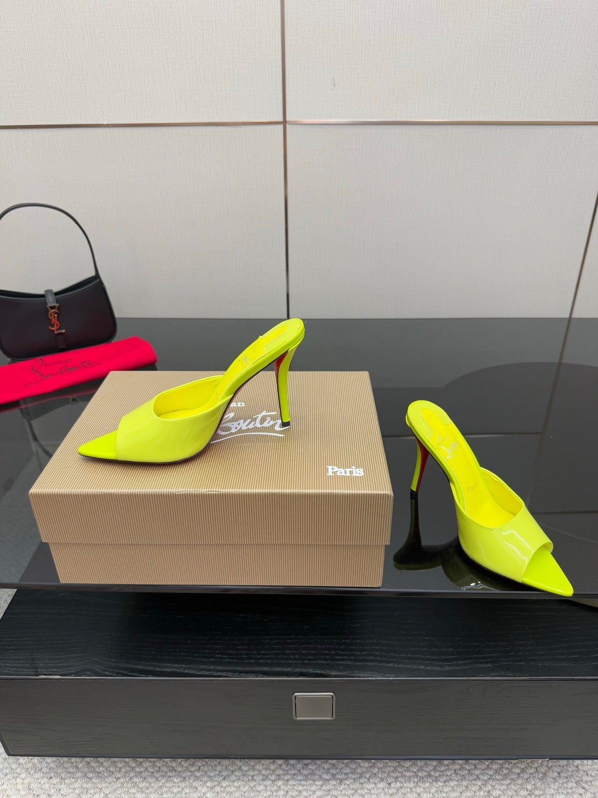 CL 26SS High Heel Sandals 100 Neon Yellow Patent Leather 532170