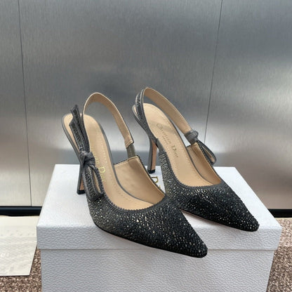 cd slingback pump 95 opaque black calfskin resin pearl