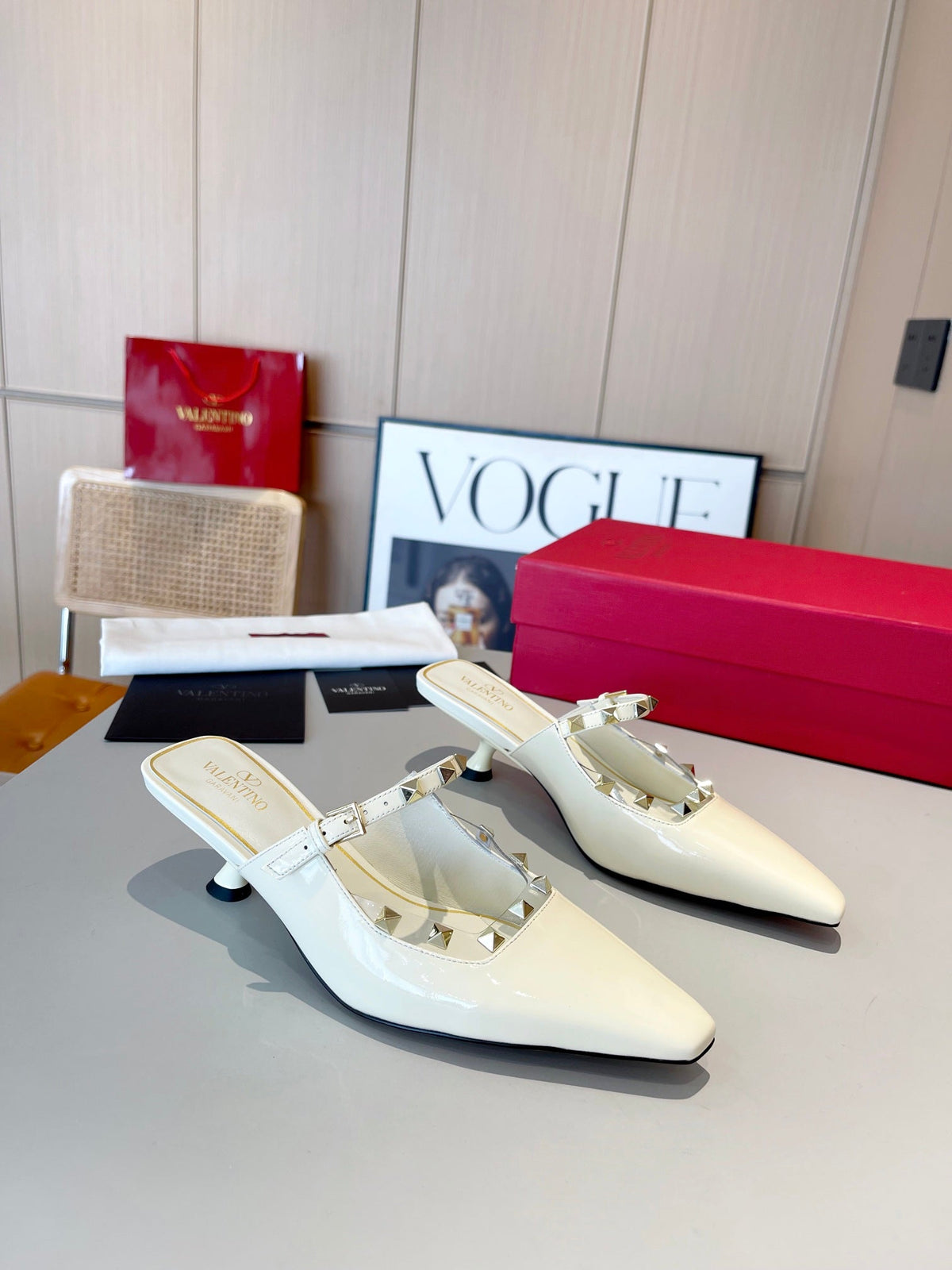 Valentino 25 Pump Mules Heels Patent Leather 239599