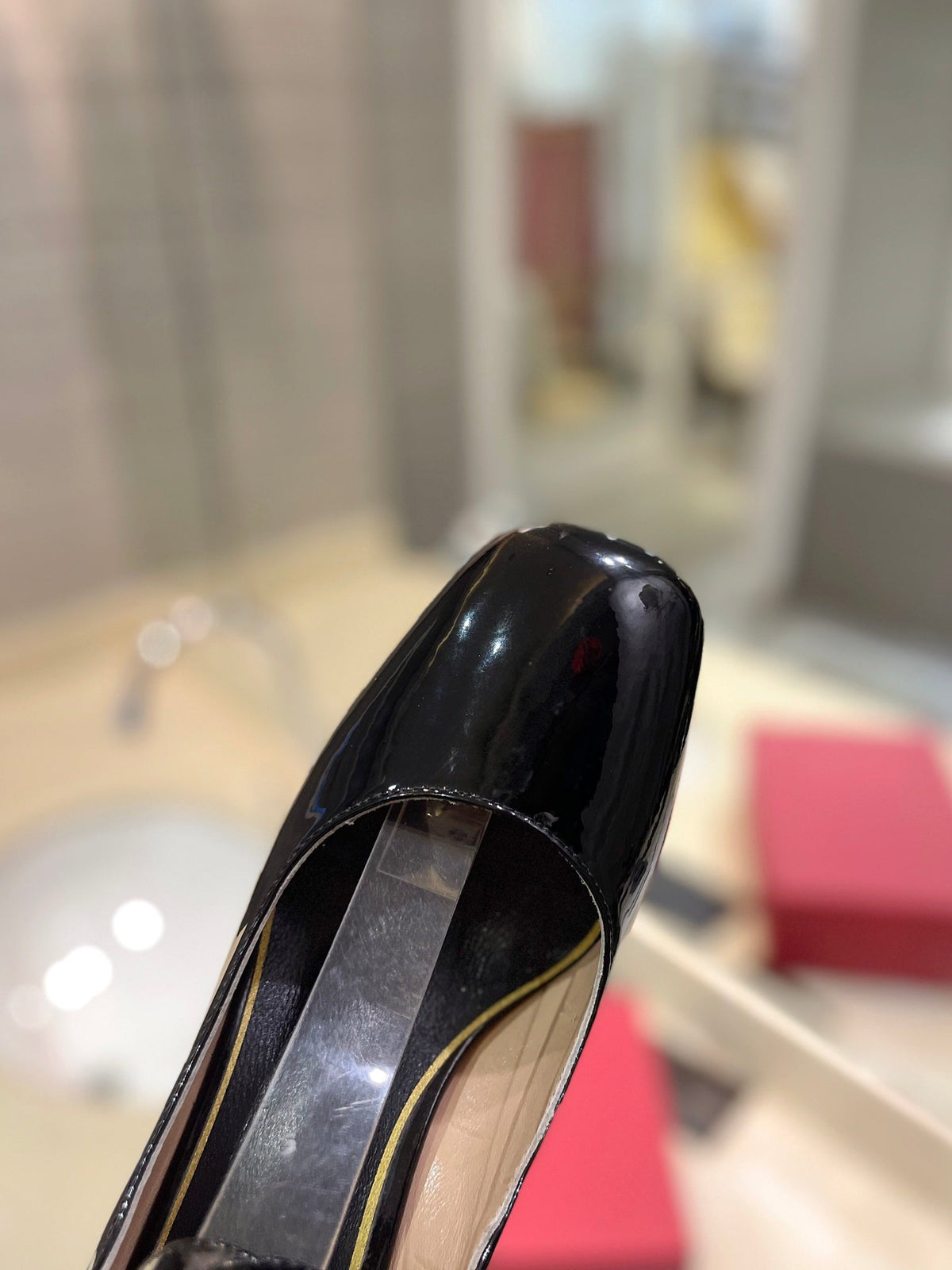 VT 26s VLogo Block Heels Black Patent Leather 985374