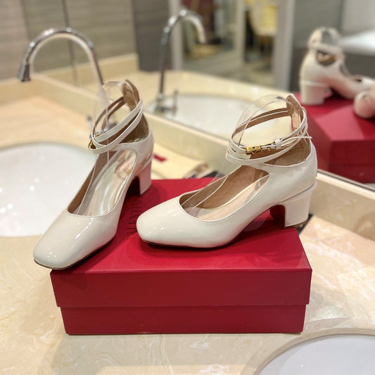 VT 26s VLogo Block Heels White Patent Leather 985375
