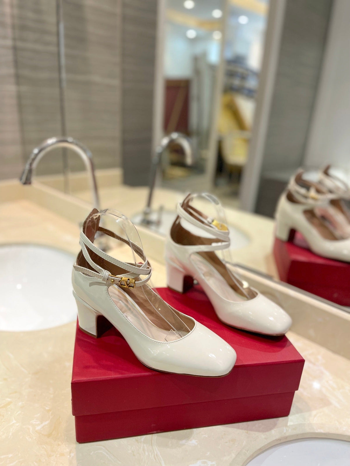 VT 26s VLogo Block Heels White Patent Leather 985375