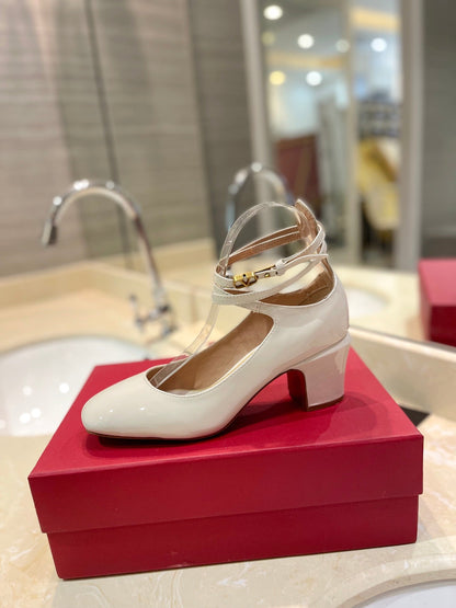 VT 26s VLogo Block Heels White Patent Leather 985375