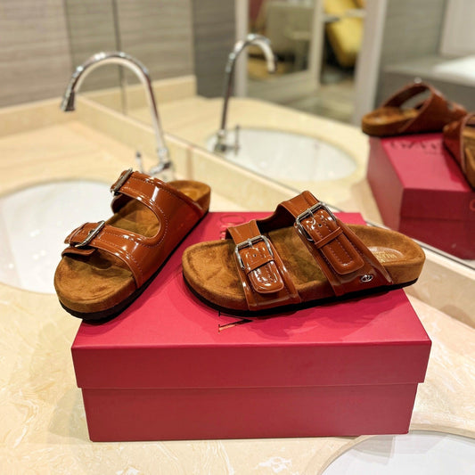 VT 26s Fussfriend Two Strap Sandals Brown Patent Leather Suede 985405