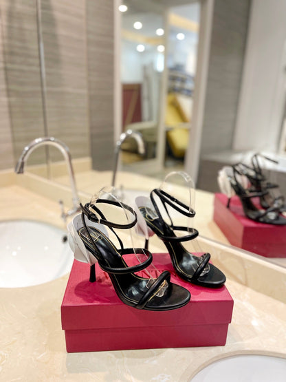 VT 26s Atelier Rose Sandals Black White Leather 985378