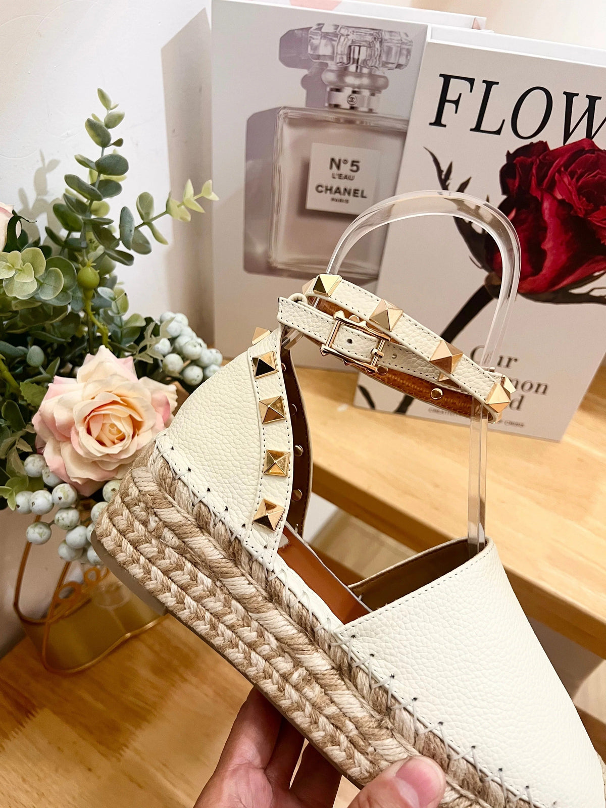 WHITE LEATHER ROCKSTUD ESPADRILLES ANKLE STRAP FLATS