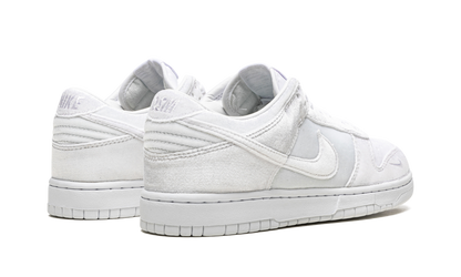 Dunk Low "Dove Street Market Triple White Velvet" DH2686 100