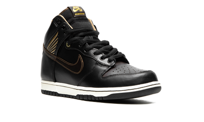 SB Dunk High "Pawnshop" FJ0445 001