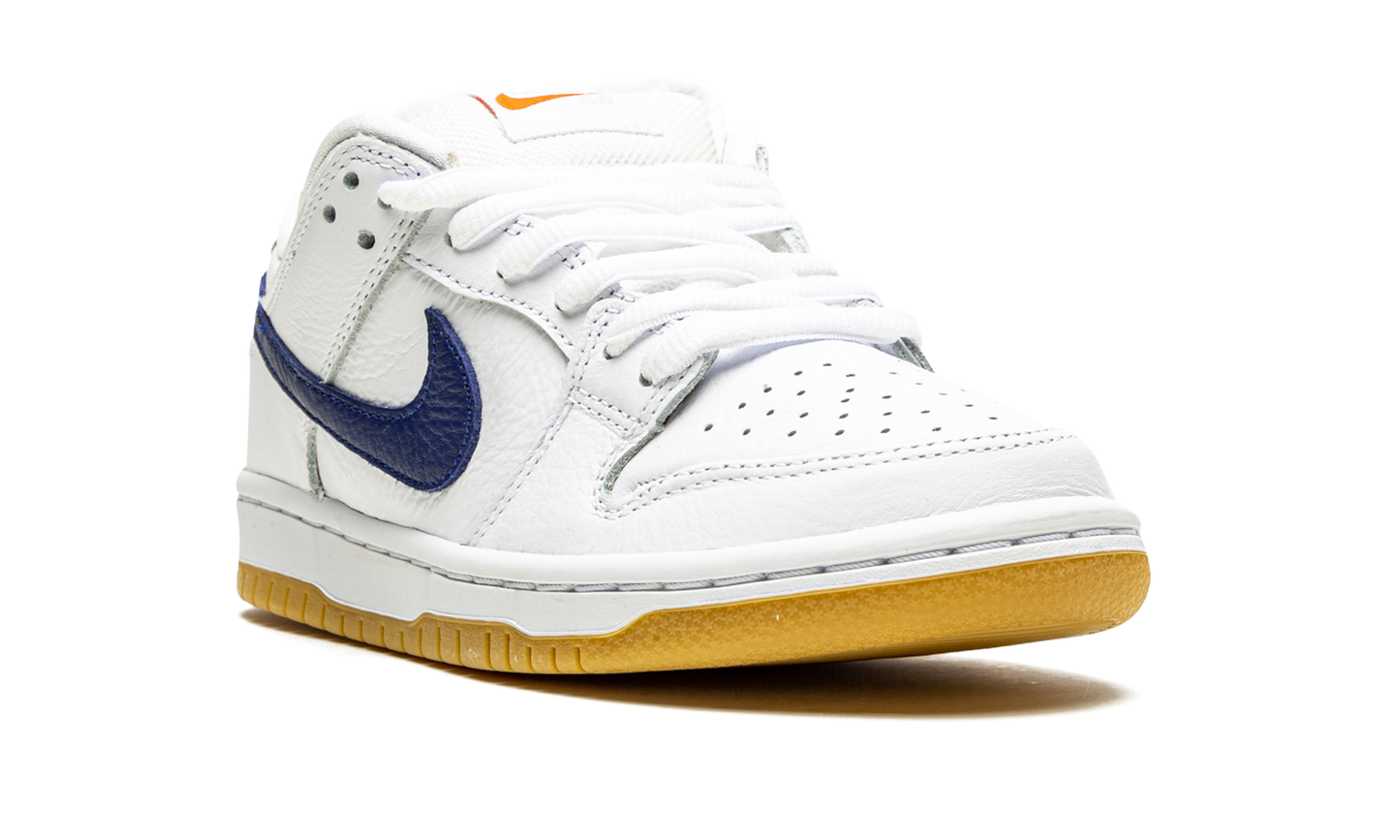 SB Dunk Low Pro Iso "Orange Label - White / Navy" CZ2249 100
