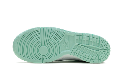Dunk Low GS "Mint Foam" FZ3534 100