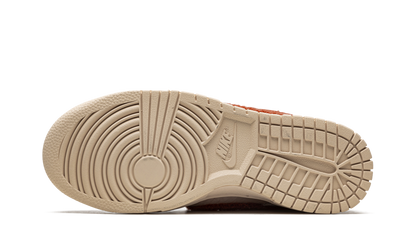 DUNK LO MNS WMNS "Terry Swoosh" DZ4706 200