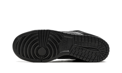 Dunk Low "Dover Street Market Triple Black Velvet" DH2686 002