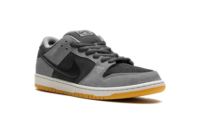 SB Dunk Low "Dark Smoke Grey" HF3063 001