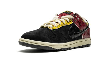 SB Dunk Low Premium "Coral Snake" 313170 701
