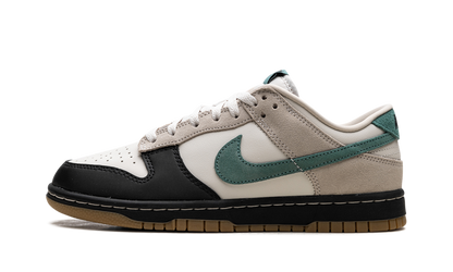 Dunk Low "Brown Bicoastal" HQ3483 104