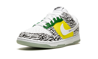 Dunk Low "Doernbecher 2022" DR7305 100