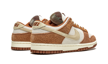 Dunk Low PRM "Medium Curry" DD1390 100