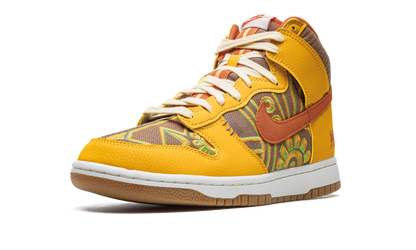 Dunk High "Somos Familia" DZ5354 045