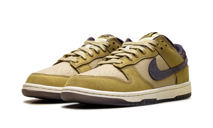 Dunk Low Retro SE "Buff Gold Dark Raisin" IB6752 700