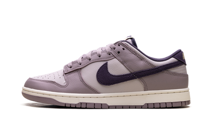 Dunk Low SE "Light Violet Ore" HQ3642 202
