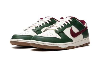 Dunk Low Retro "Gorge Green / Team Red" FB7160 161