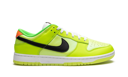 Dunk Low "Glow in the Dark" FJ4610 702