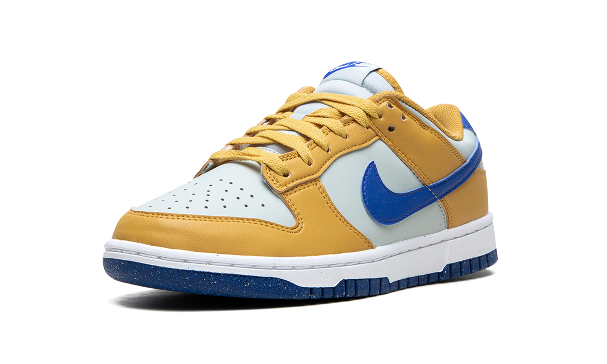 DUNK LO NEXT NATURE WMNS "Wheat Gold Royal" DN1431 700