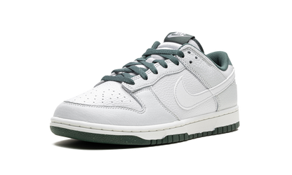 NIKE DUNK LOW "VINTAGE GREEN" HF2874 001