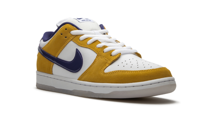 SB Dunk Low "Laser Orange" BQ6817 800