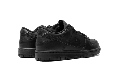 Dunk Low GS "Triple Black" FB9109 009