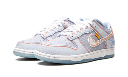 Dunk Low "Union LA - Passport Pack - Hyper Royal" DJ9649 400