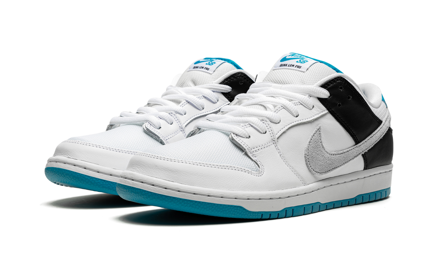 SB Dunk Low "Laser Blue" BQ6817 101