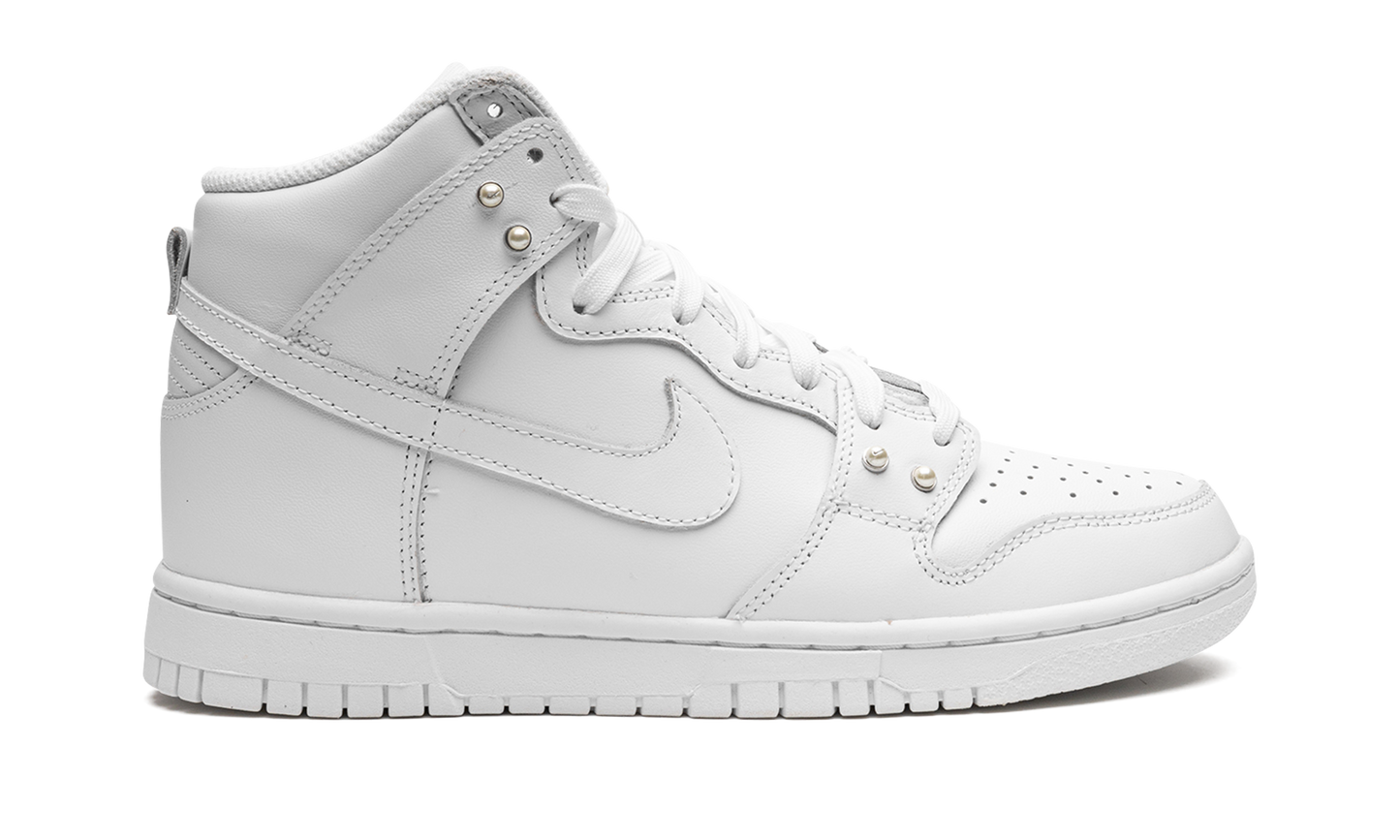 DUNK HIGH SE MNS WMNS "Pearl White" DM7607 100