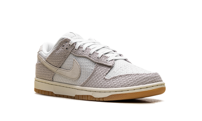 Dunk Low Retro SE "Moon Particle / Photon Dust / Coconut Milk / White" II7078 200