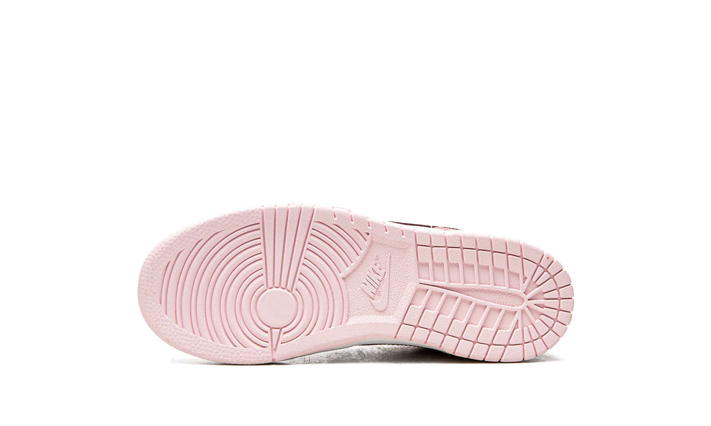 Dunk Low PS "Valentine's Day 2021" CW1588 601