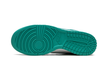 Dunk Low "Clear Jade" DV0833 101
