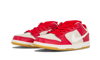Dunk Low Pro SB "Valentine's Day" 304292 612