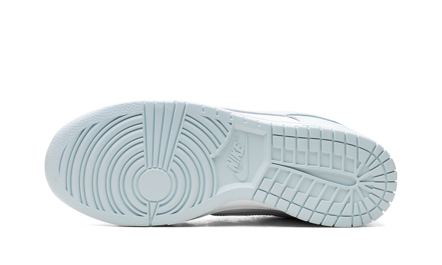 Dunk Low "Glacier Blue" DV0833 104